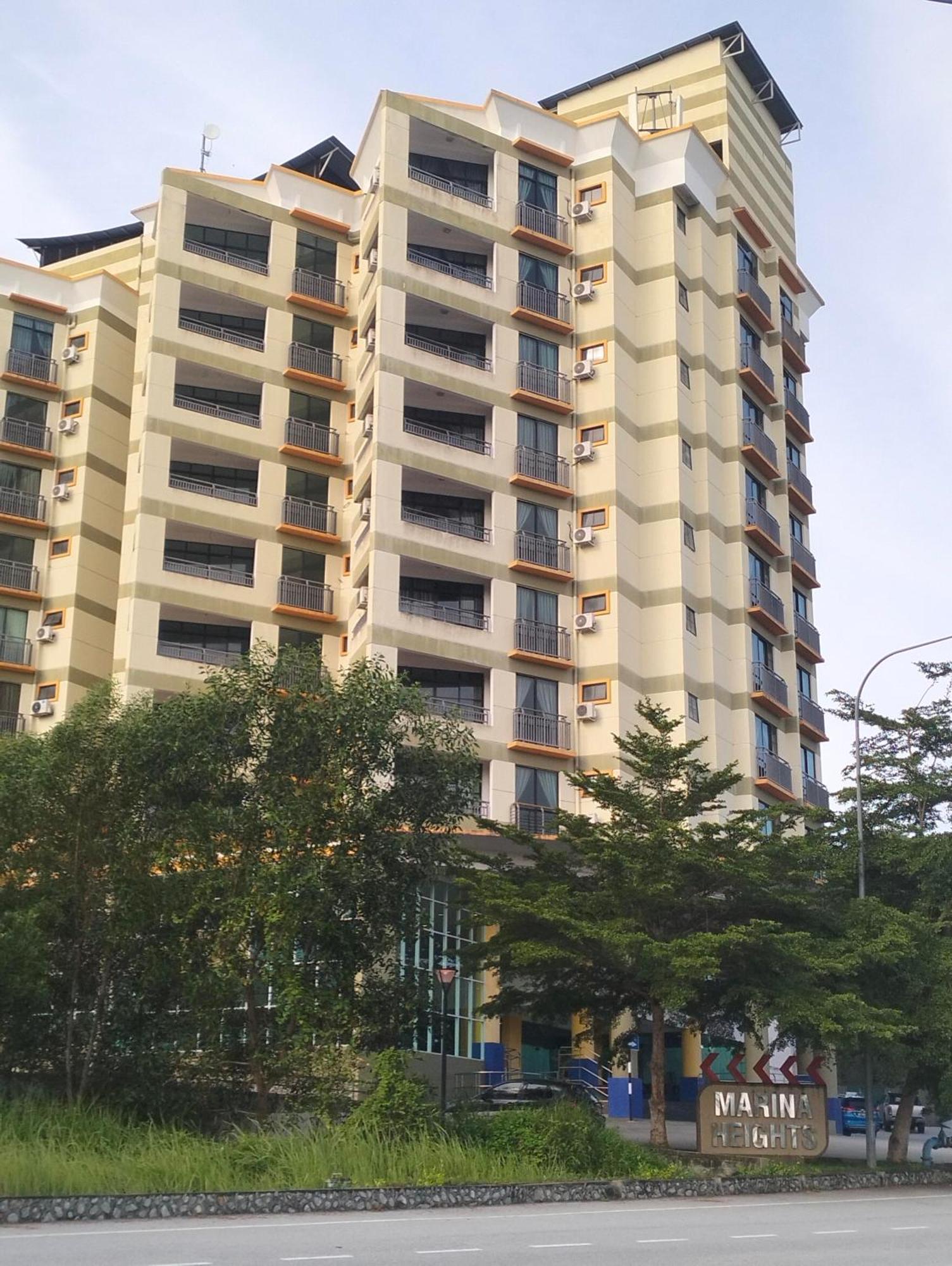 Apartment Marina Heights Teluk Batik *