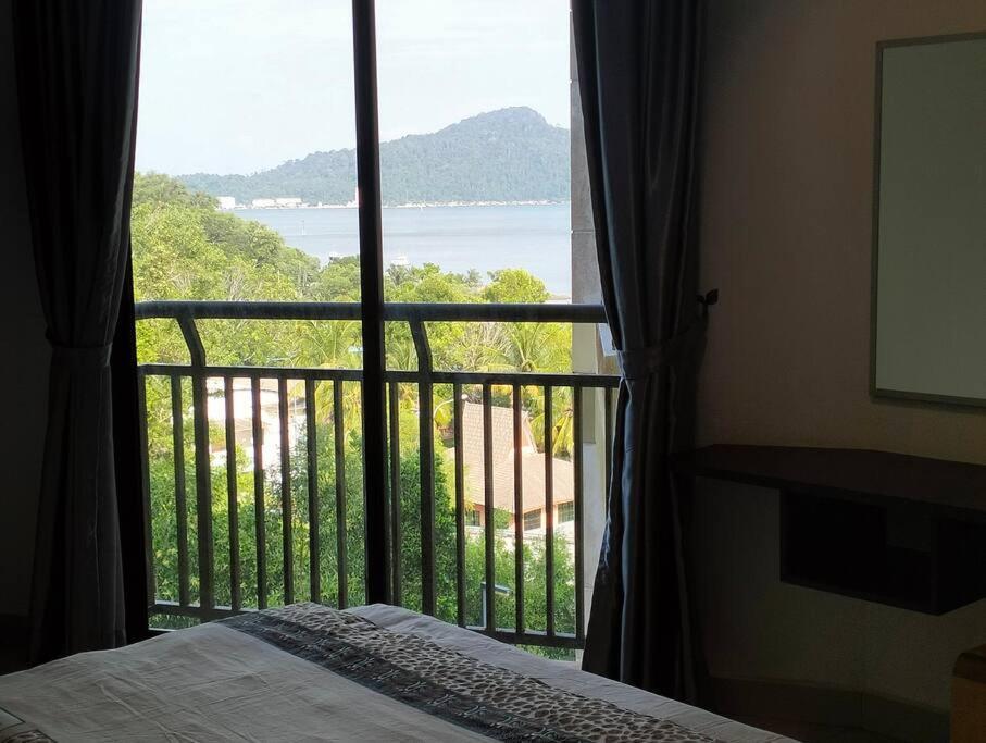 Apartment Marina Heights Teluk Batik Lumut